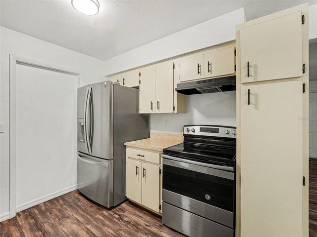 4042 HOMESTEAD DRIVE, Lakeland, FL 33810