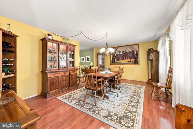 528 COLUMBIA RD, Egg Harbor City, NJ 08215