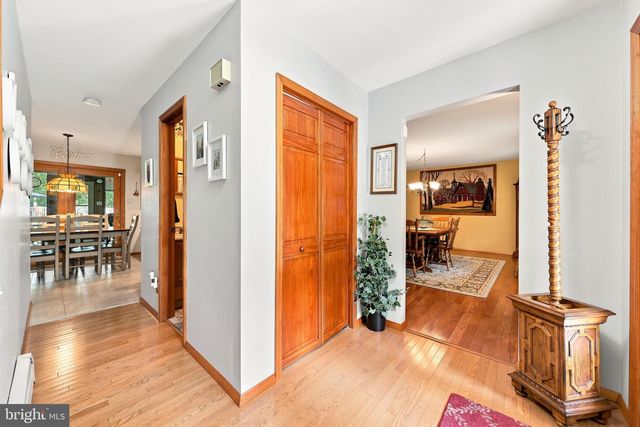 528 COLUMBIA RD, Egg Harbor City, NJ 08215