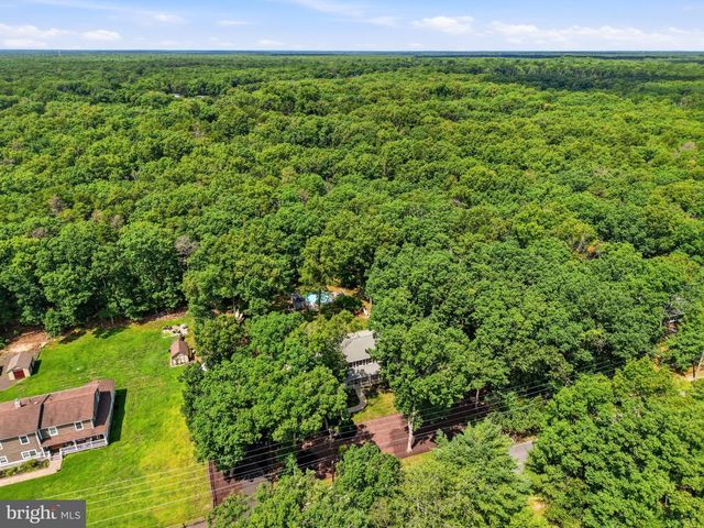 528 COLUMBIA RD, Egg Harbor City, NJ 08215