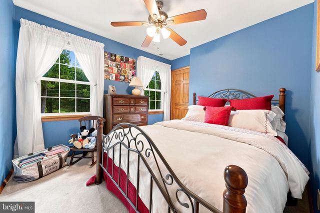 528 COLUMBIA RD, Egg Harbor City, NJ 08215