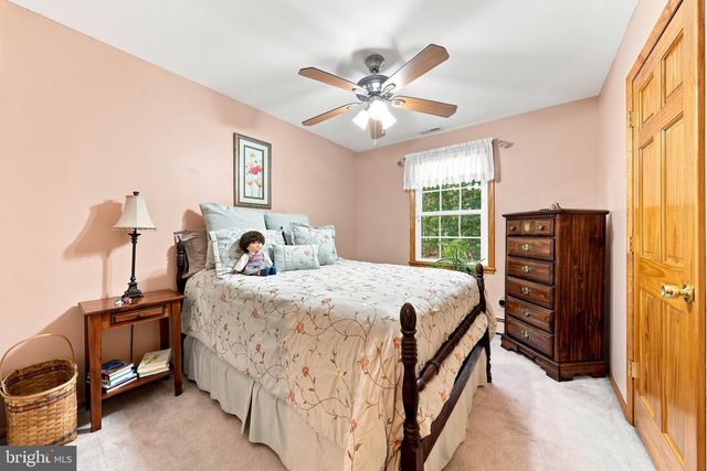 528 COLUMBIA RD, Egg Harbor City, NJ 08215