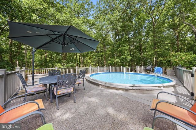 528 COLUMBIA RD, Egg Harbor City, NJ 08215