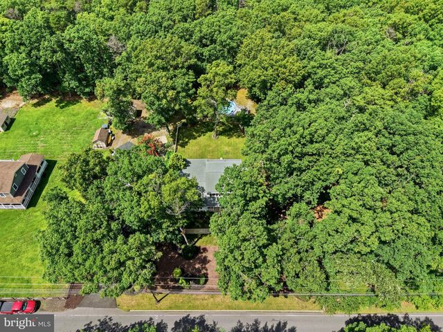 528 COLUMBIA RD, Egg Harbor City, NJ 08215