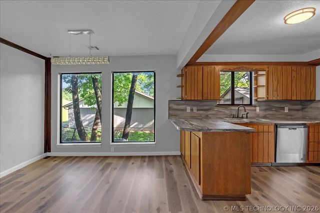 9435 S 33rd West Avenue, Tulsa, OK 74132