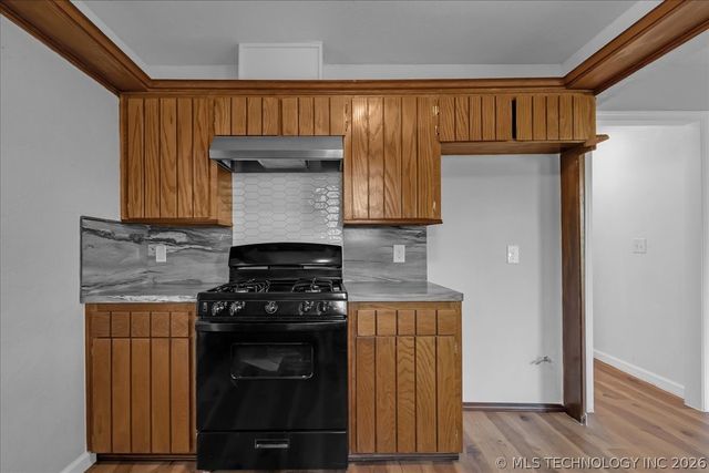 9435 S 33rd West Avenue, Tulsa, OK 74132