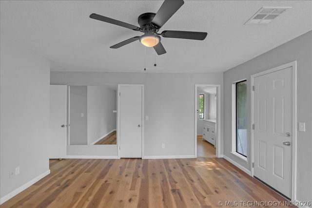 9435 S 33rd West Avenue, Tulsa, OK 74132