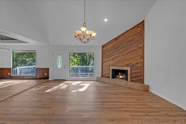 9435 S 33rd West Avenue, Tulsa, OK 74132