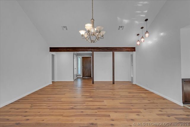 9435 S 33rd West Avenue, Tulsa, OK 74132