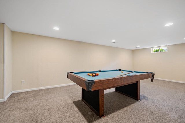 2566 GREENBRIER ROAD, Green Bay, WI 54311