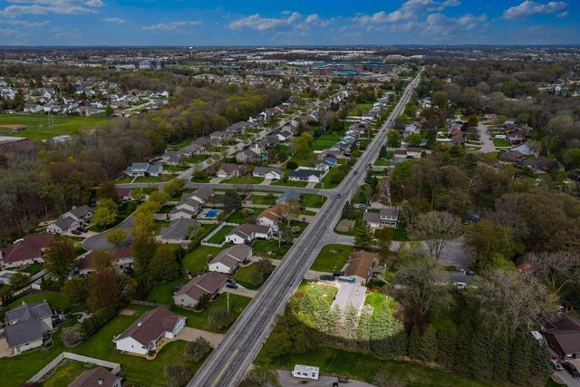 2566 GREENBRIER ROAD, Green Bay, WI 54311