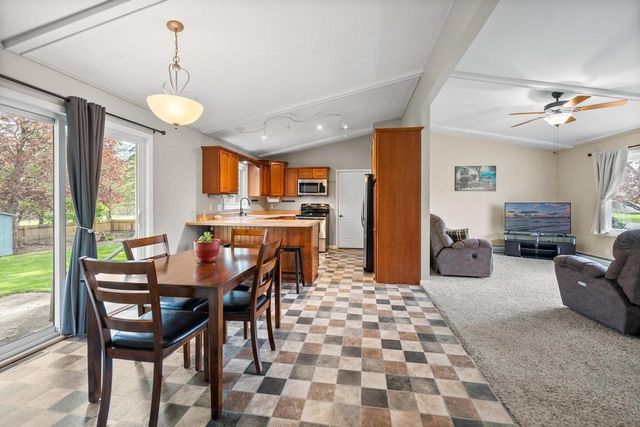 2566 GREENBRIER ROAD, Green Bay, WI 54311