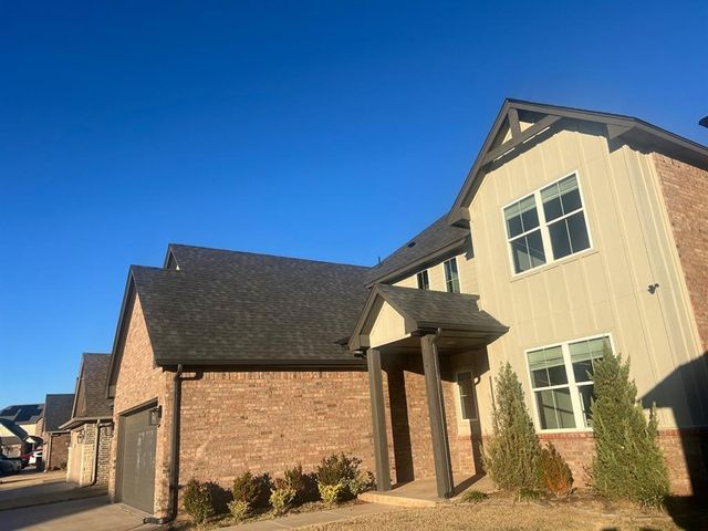 3212 Hayven Circle, Yukon, OK 73099