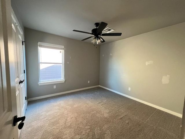 3212 Hayven Circle, Yukon, OK 73099