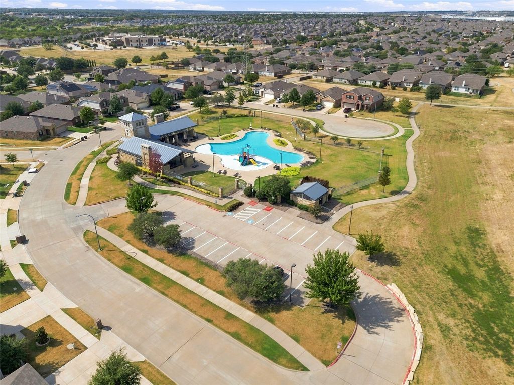 2356 Bernese Lane, Fort Worth, TX 76131 — photo 2