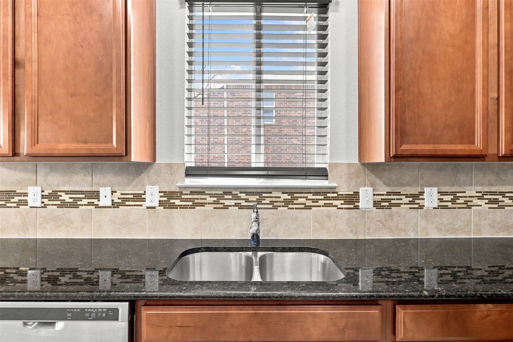 2356 Bernese Lane, Fort Worth, TX 76131 — photo 5