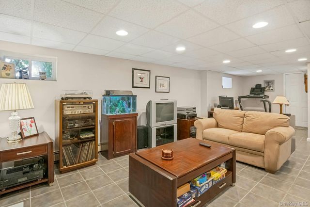 874 Linda Avenue, Thornwood, NY 10594