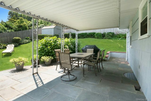 874 Linda Avenue, Thornwood, NY 10594