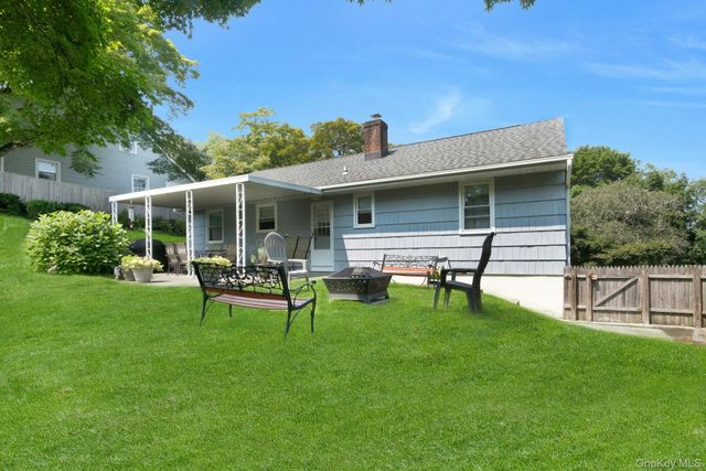 874 Linda Avenue, Thornwood, NY 10594