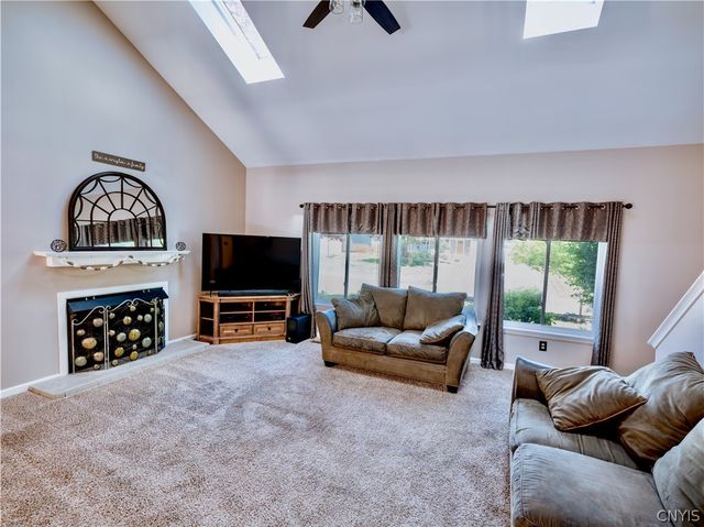 6102 Owlwood Drive, Cicero, NY 13039