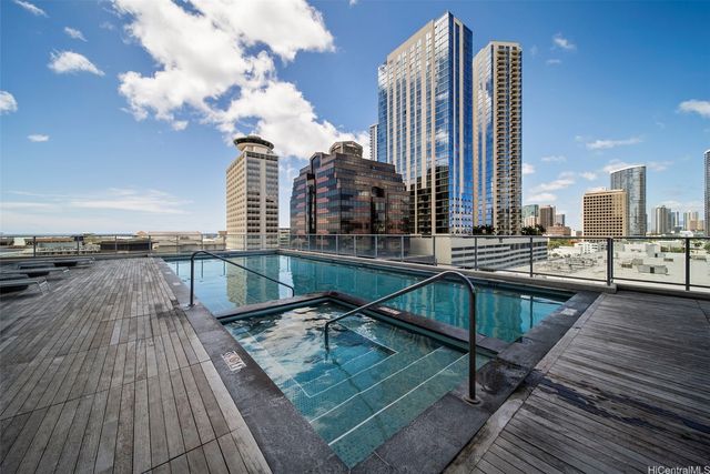 629 Keeaumoku Street 3810, Honolulu, HI 96814