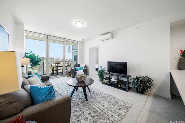 629 Keeaumoku Street 3810, Honolulu, HI 96814