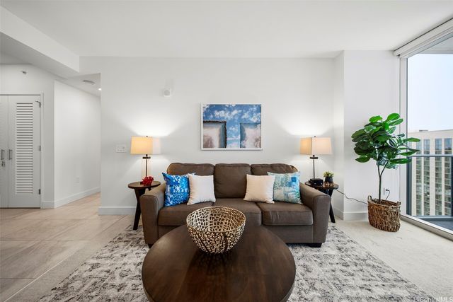 629 Keeaumoku Street 3810, Honolulu, HI 96814