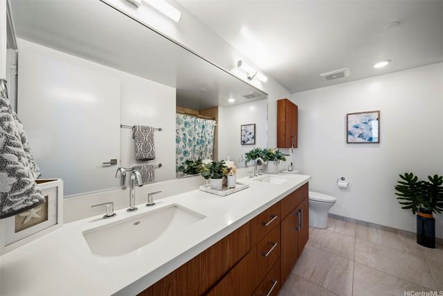 629 Keeaumoku Street 3810, Honolulu, HI 96814