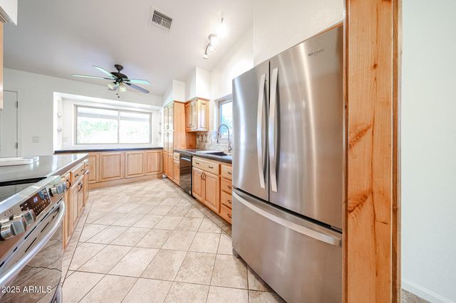 3620 E DOVER Street, Mesa, AZ 85205