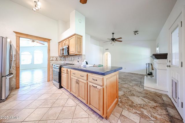 3620 E DOVER Street, Mesa, AZ 85205