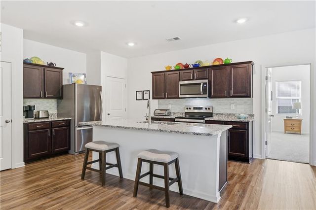 305 Pescara NW Court, Cartersville, GA 30120