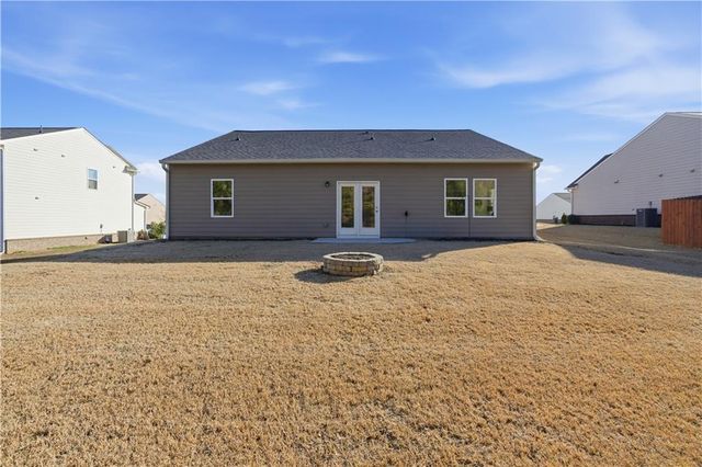 305 Pescara NW Court, Cartersville, GA 30120