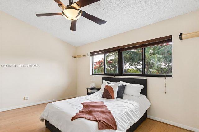 3050 S Oakland Forest Drive 2008, Oakland Park, FL 33309