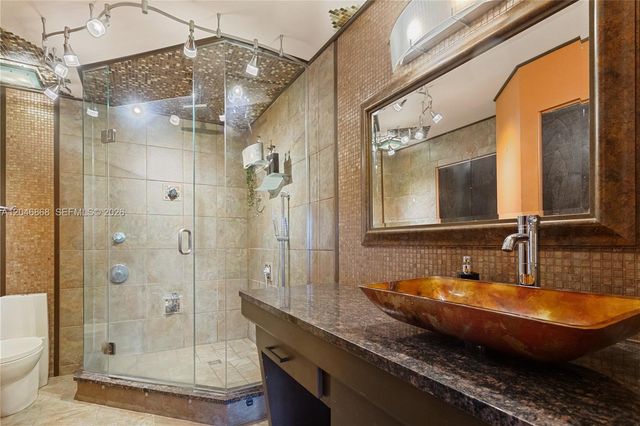 3050 S Oakland Forest Drive 2008, Oakland Park, FL 33309