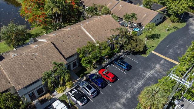 3050 S Oakland Forest Drive 2008, Oakland Park, FL 33309