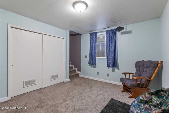 305 E 15TH AVE, Post Falls, ID 83854