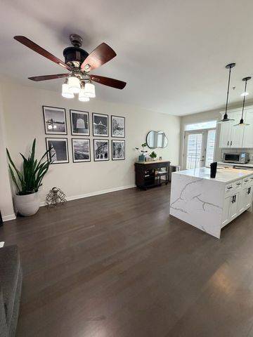 2323 S Wabash Avenue 14, Chicago, IL 60616