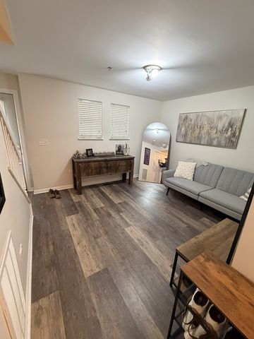 2323 S Wabash Avenue 14, Chicago, IL 60616