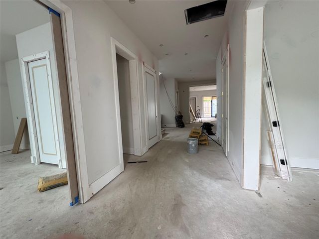 2217 Pelham Drive, Houston, TX 77019