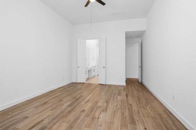 256 Sky Top Drive, Montgomery, TX 77316