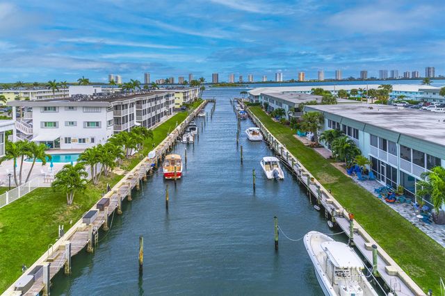 130 Doolen Court 108, North Palm Beach, FL 33408