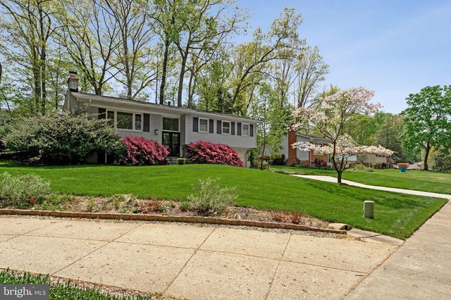 1713 PINE VALLEY DR, Vienna, VA 22182