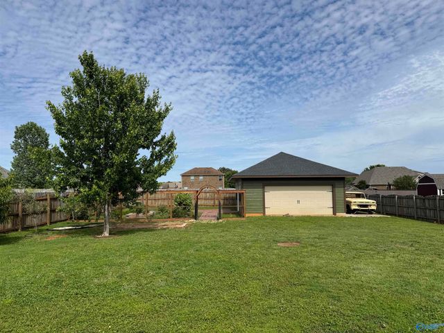161 Bobo Road, Hazel Green, AL 35750