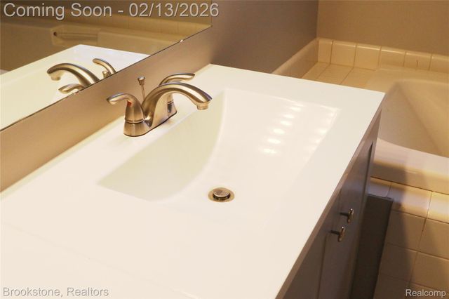 5624 Northcrest Crossing, Independence Charter Township, MI 48346