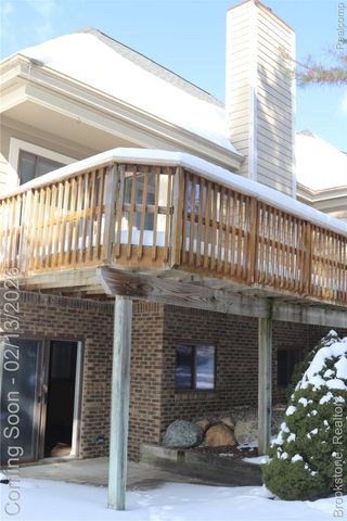 5624 Northcrest Crossing, Independence Charter Township, MI 48346