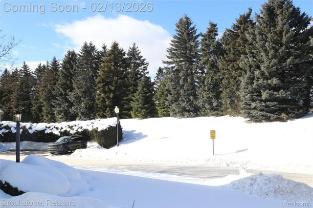 5624 Northcrest Crossing, Independence Charter Township, MI 48346