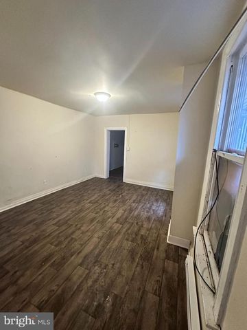 306 S QUEEN ST, York, PA 17403