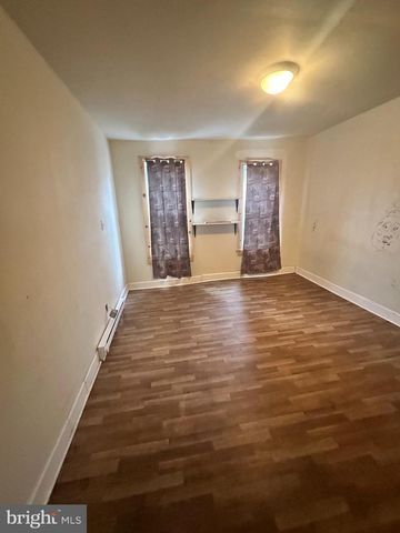 306 S QUEEN ST, York, PA 17403