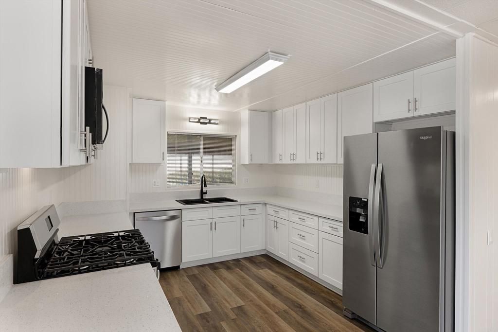 Image 10 of property listing at 2130 Sunset Drive 55, Vista, CA 92081