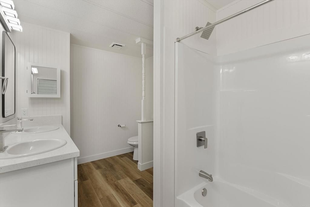 Image 18 of property listing at 2130 Sunset Drive 55, Vista, CA 92081